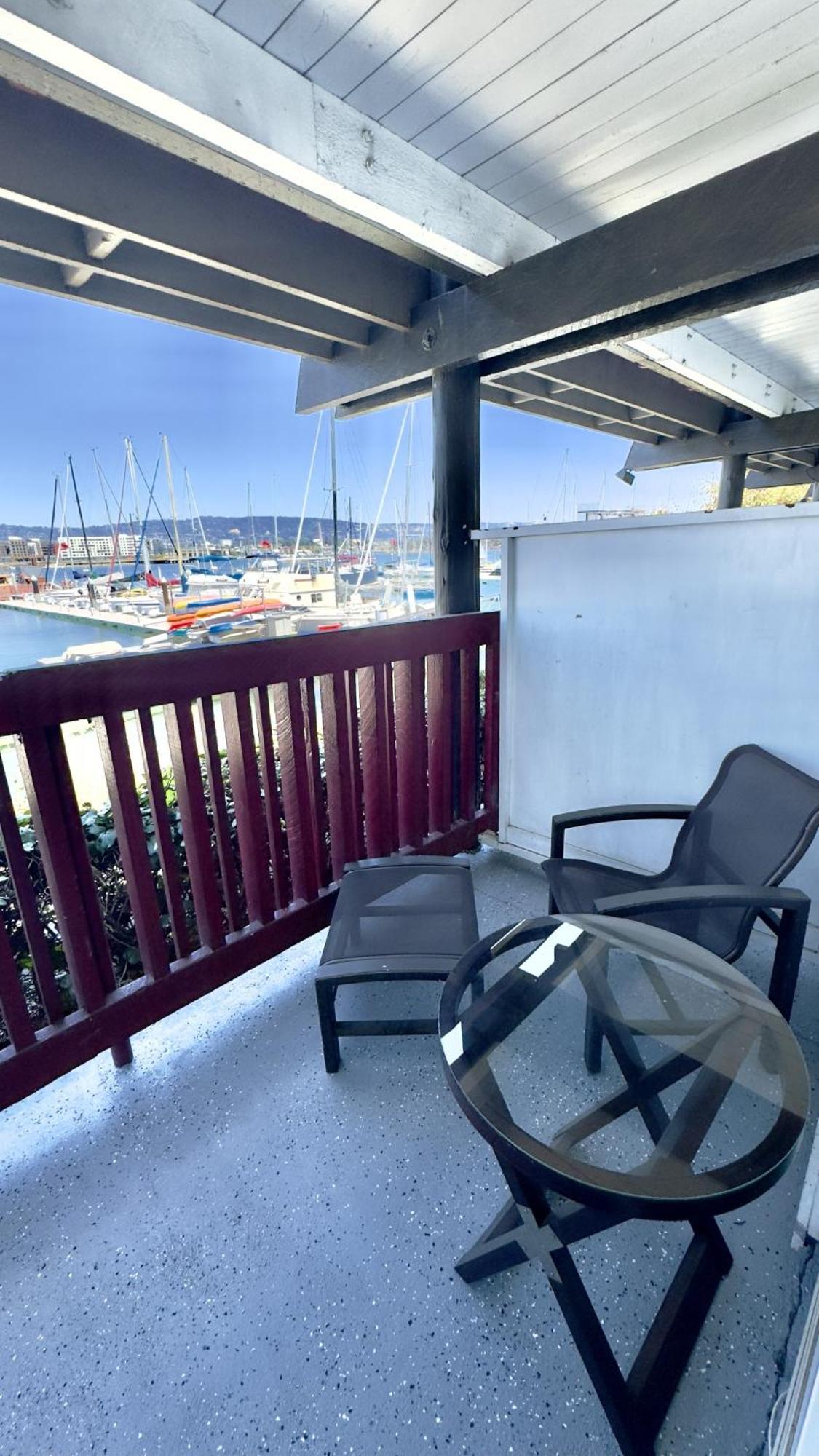 ألاميدا Marina Village Inn المظهر الخارجي الصورة
