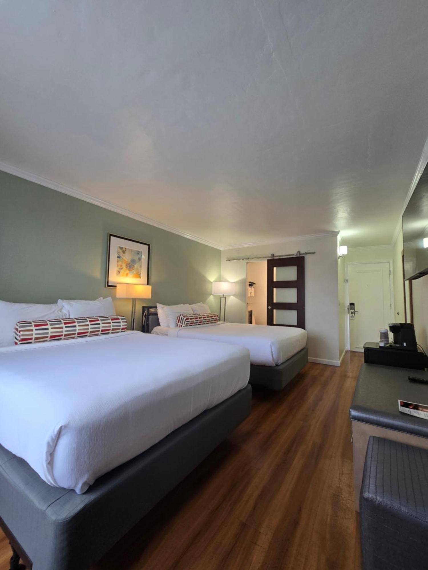 ألاميدا Marina Village Inn المظهر الخارجي الصورة