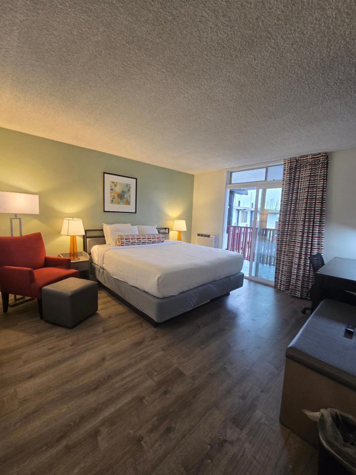 ألاميدا Marina Village Inn المظهر الخارجي الصورة