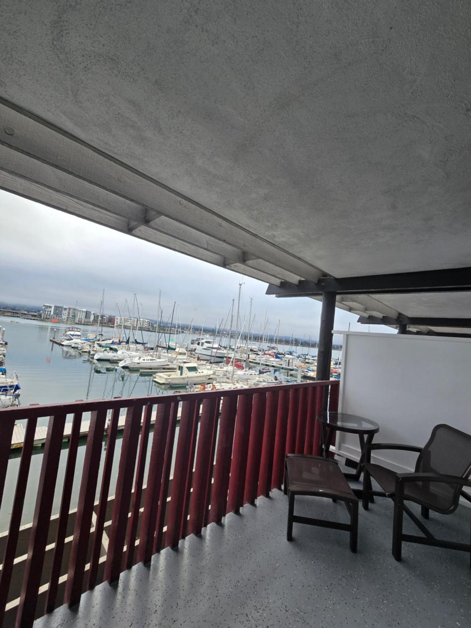 ألاميدا Marina Village Inn المظهر الخارجي الصورة